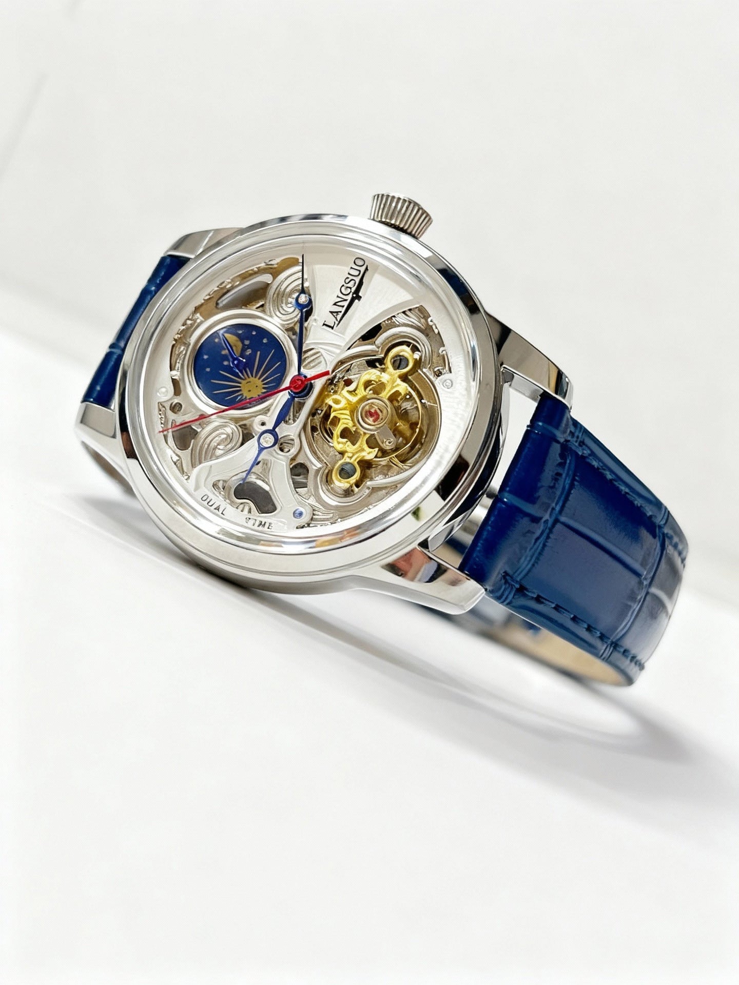 Montre mécanique à tourbillon et phasé de lune
